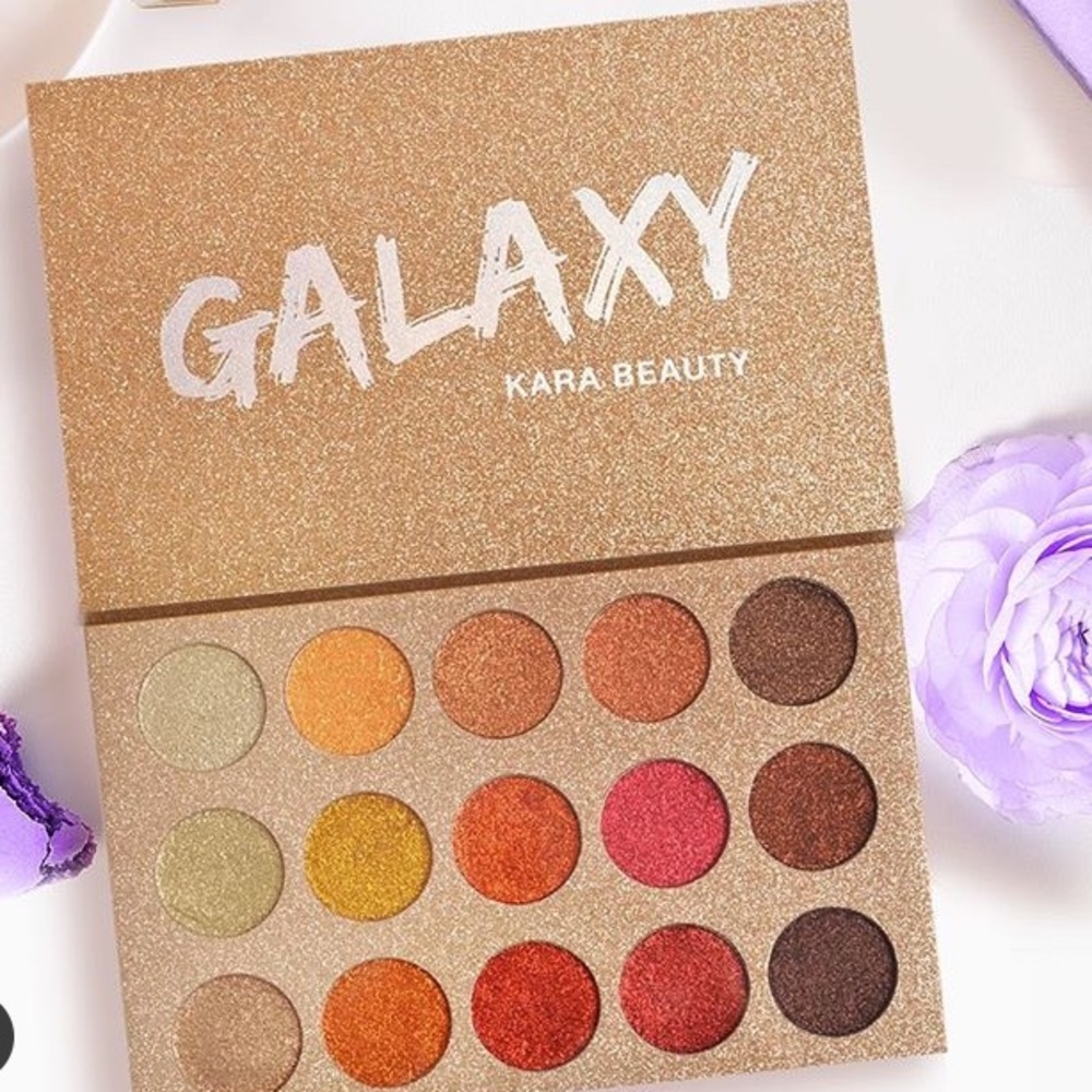 Makeup - eyeshadow palette